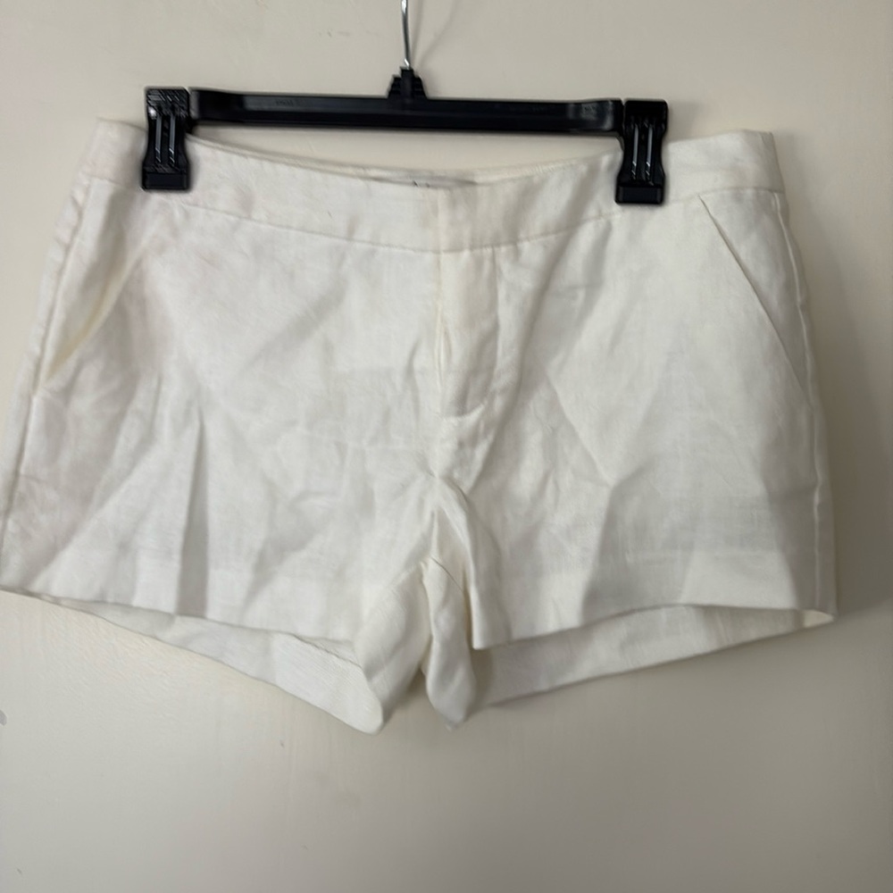 Joie Off White (Porcelain) Linen Shorts. Size 4 NWOT